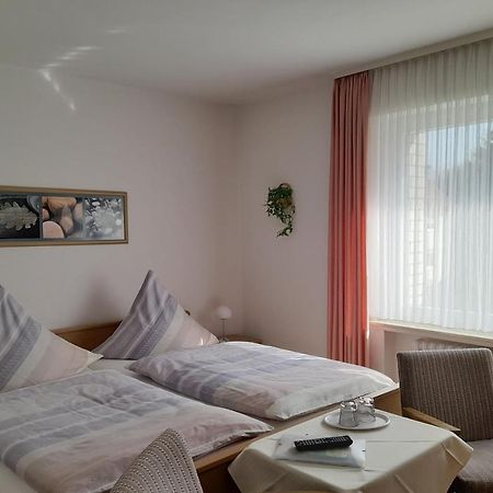 Ferienwohnung Und Gaestezimmer Iburgblick Bad Driburg Bagian luar foto