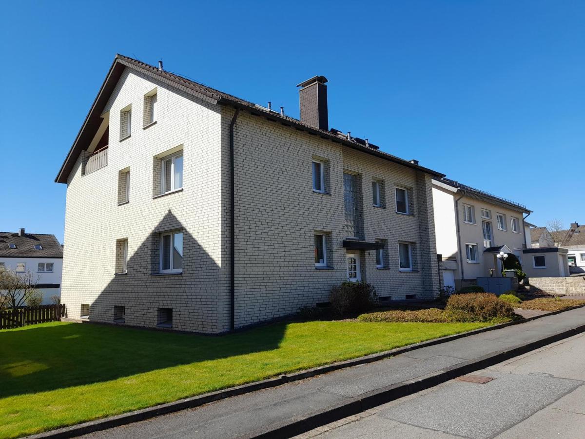 Ferienwohnung Und Gaestezimmer Iburgblick Bad Driburg Bagian luar foto