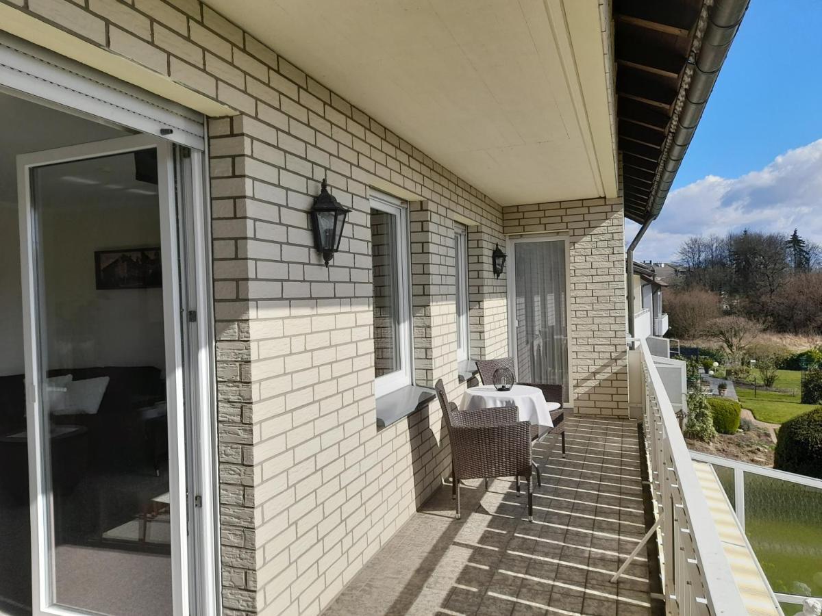 Ferienwohnung Und Gaestezimmer Iburgblick Bad Driburg Bagian luar foto